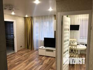 2-к квартира, посуточно, 44м2, 1/1 этаж