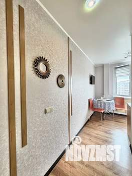 1-к квартира, посуточно, 35м2, 7/10 этаж