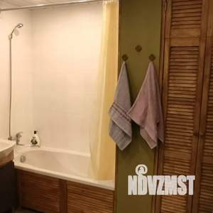 2-к квартира, посуточно, 45м2, 4/5 этаж