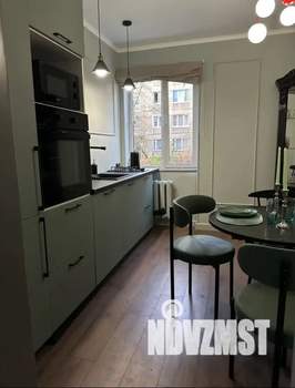 3-к квартира, посуточно, 58м2, 1/3 этаж