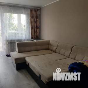 1-к квартира, посуточно, 43м2, 6/9 этаж