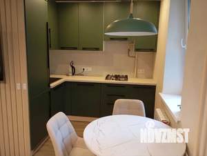 Студия квартира, посуточно, 34м2, 3/5 этаж