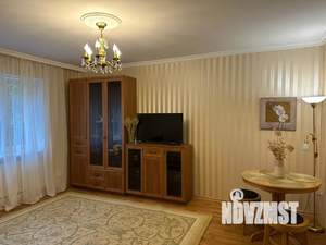 3-к квартира, посуточно, 75м2, 1/3 этаж