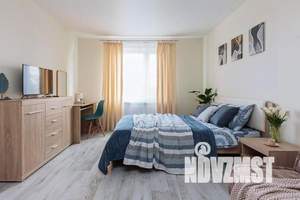 1-к квартира, посуточно, 42м2, 7/10 этаж