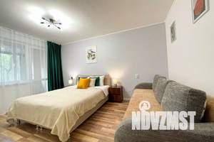 1-к квартира, посуточно, 34м2, 4/10 этаж