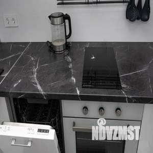 1-к квартира, посуточно, 35м2, 1/10 этаж