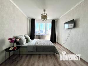1-к квартира, посуточно, 33м2, 10/10 этаж