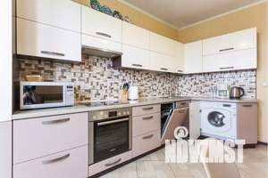 2-к квартира, посуточно, 69м2, 3/17 этаж