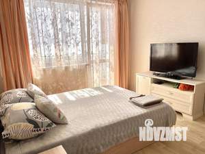 1-к квартира, посуточно, 38м2, 1/1 этаж
