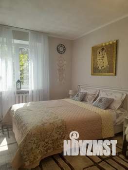 1-к квартира, посуточно, 33м2, 4/5 этаж