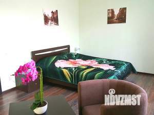 1-к квартира, посуточно, 42м2, 4/10 этаж