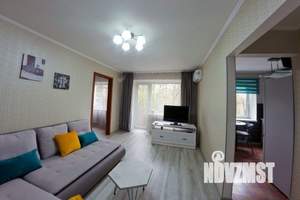 2-к квартира, посуточно, 60м2, 1/1 этаж