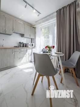 1-к квартира, посуточно, 30м2, 1/9 этаж