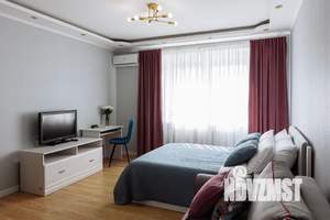 1-к квартира, посуточно, 42м2, 5/6 этаж