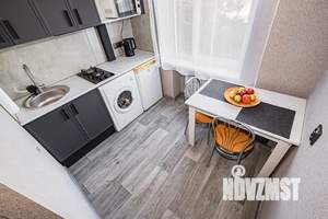 1-к квартира, посуточно, 35м2, 4/5 этаж