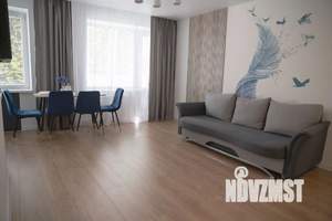 2-к квартира, посуточно, 42м2, 1/1 этаж
