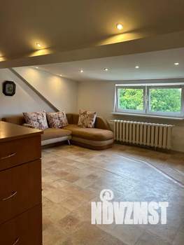 Студия квартира, посуточно, 35м2, 3/3 этаж