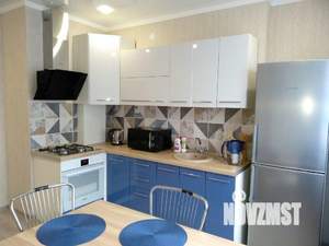 1-к квартира, посуточно, 49м2, 1/1 этаж