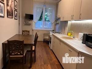 2-к квартира, посуточно, 61м2, 2/3 этаж