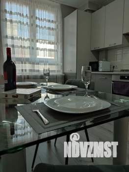 1-к квартира, посуточно, 40м2, 1/10 этаж