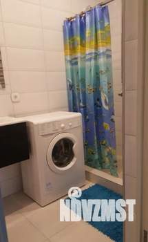 Студия квартира, посуточно, 30м2, 1/3 этаж