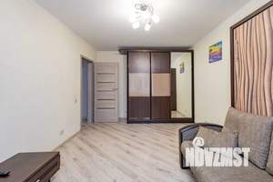 1-к квартира, посуточно, 42м2, 4/10 этаж