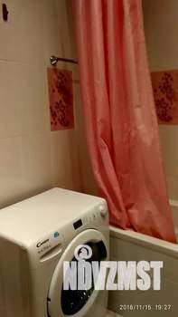 1-к квартира, посуточно, 37м2, 6/9 этаж