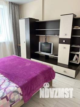 1-к квартира, посуточно, 30м2, 1/8 этаж
