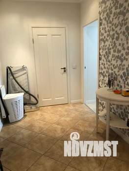 Студия квартира, посуточно, 31м2, 1/8 этаж