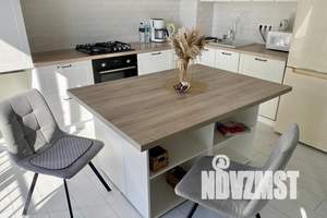 3-к квартира, посуточно, 107м2, 7/8 этаж