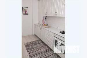 1-к квартира, посуточно, 40м2, 4/9 этаж