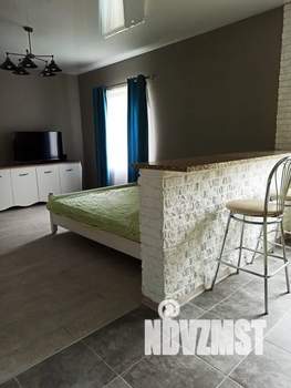 Студия квартира, посуточно, 30м2, 1/3 этаж