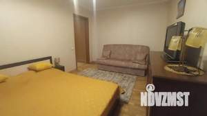 1-к квартира, посуточно, 38м2, 3/9 этаж