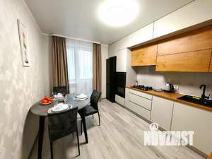 1-к квартира, посуточно, 42м2, 1/1 этаж