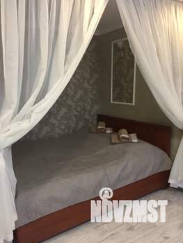 1-к квартира, посуточно, 35м2, 5/5 этаж