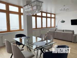 Студия квартира, посуточно, 90м2, 23/24 этаж