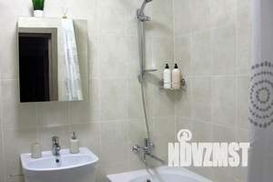 1-к квартира, посуточно, 42м2, 1/8 этаж