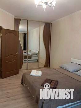 1-к квартира, посуточно, 38м2, 1/1 этаж