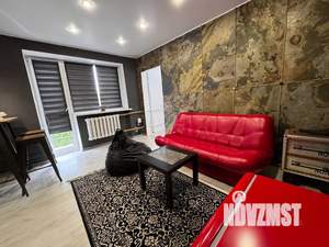 Студия квартира, посуточно, 46м2, 3/3 этаж