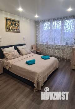 2-к квартира, посуточно, 60м2, 6/16 этаж