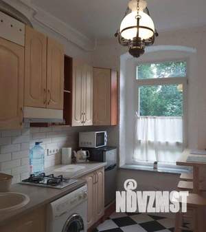 2-к квартира, посуточно, 54м2, 1/1 этаж