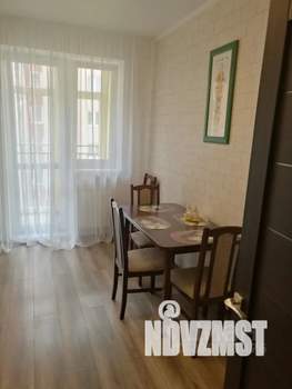1-к квартира, посуточно, 41м2, 6/9 этаж