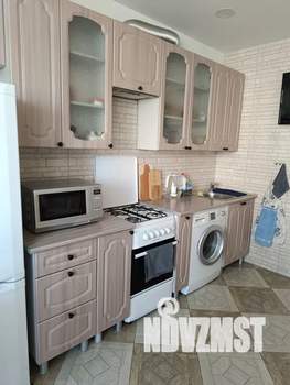 1-к квартира, посуточно, 40м2, 3/9 этаж