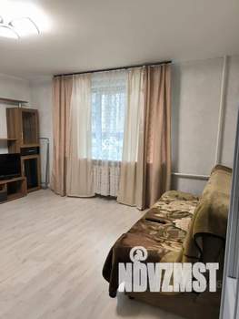 1-к квартира, посуточно, 32м2, 1/9 этаж