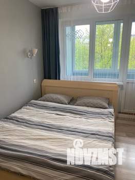 1-к квартира, посуточно, 35м2, 6/9 этаж
