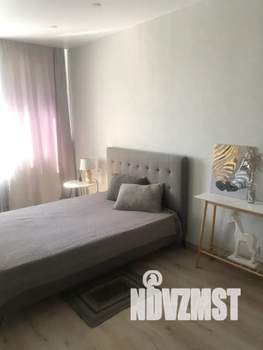 1-к квартира, посуточно, 40м2, 2/8 этаж