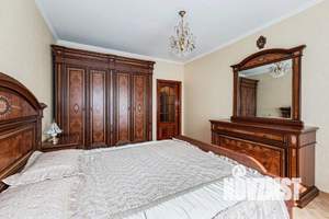 2-к квартира, посуточно, 80м2, 1/1 этаж