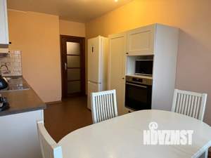 2-к квартира, посуточно, 72м2, 1/14 этаж