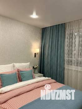 1-к квартира, посуточно, 32м2, 6/9 этаж