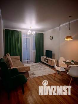 1-к квартира, посуточно, 42м2, 7/10 этаж